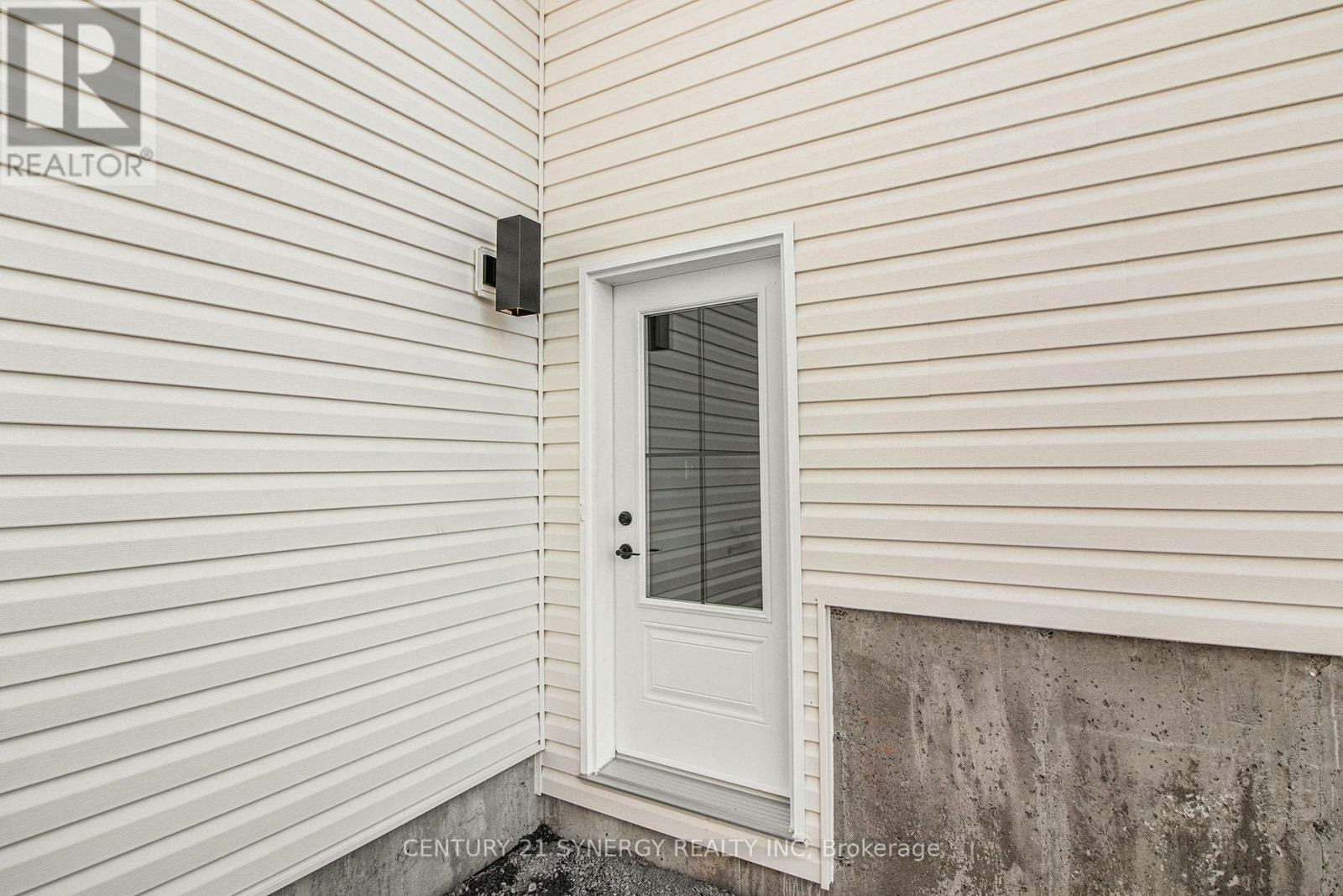 B-60 Helen Street, Monkland, ON, K0A 1R0 - 2