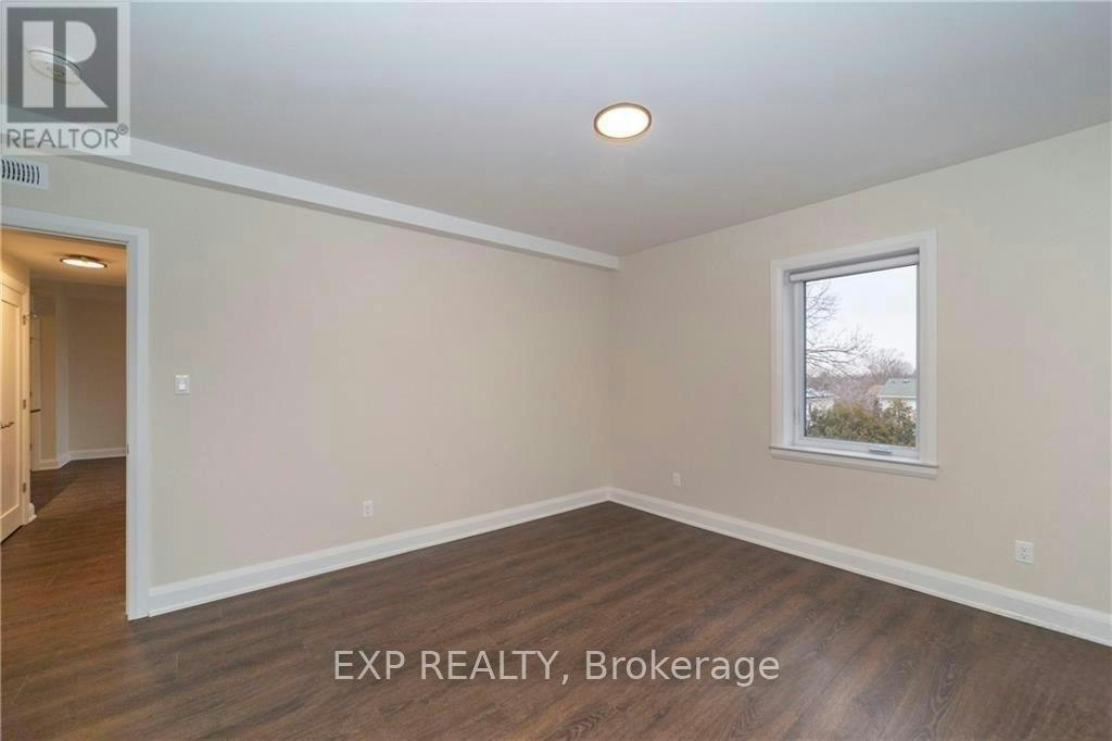 204-33 Maple Grove Road, Ottawa, ON, K2L 2S7 - 10