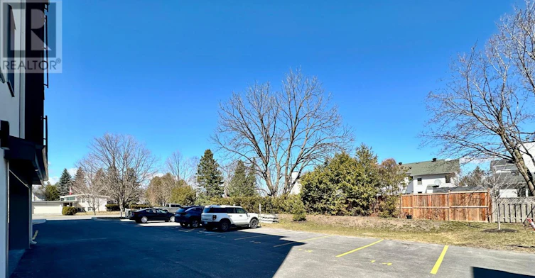 204-33 Maple Grove Road, Ottawa, ON, K2L 2S7 - 16