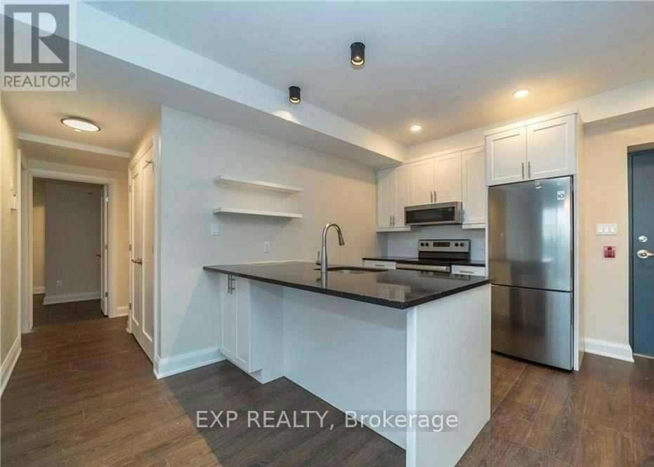 204-33 Maple Grove Road, Ottawa, ON, K2L 2S7 - 4