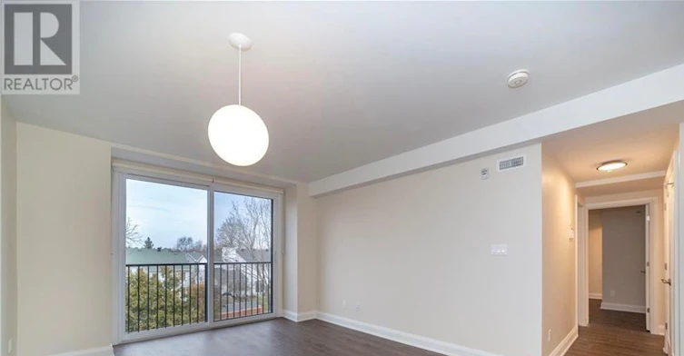 204-33 Maple Grove Road, Ottawa, ON, K2L 2S7 - 7