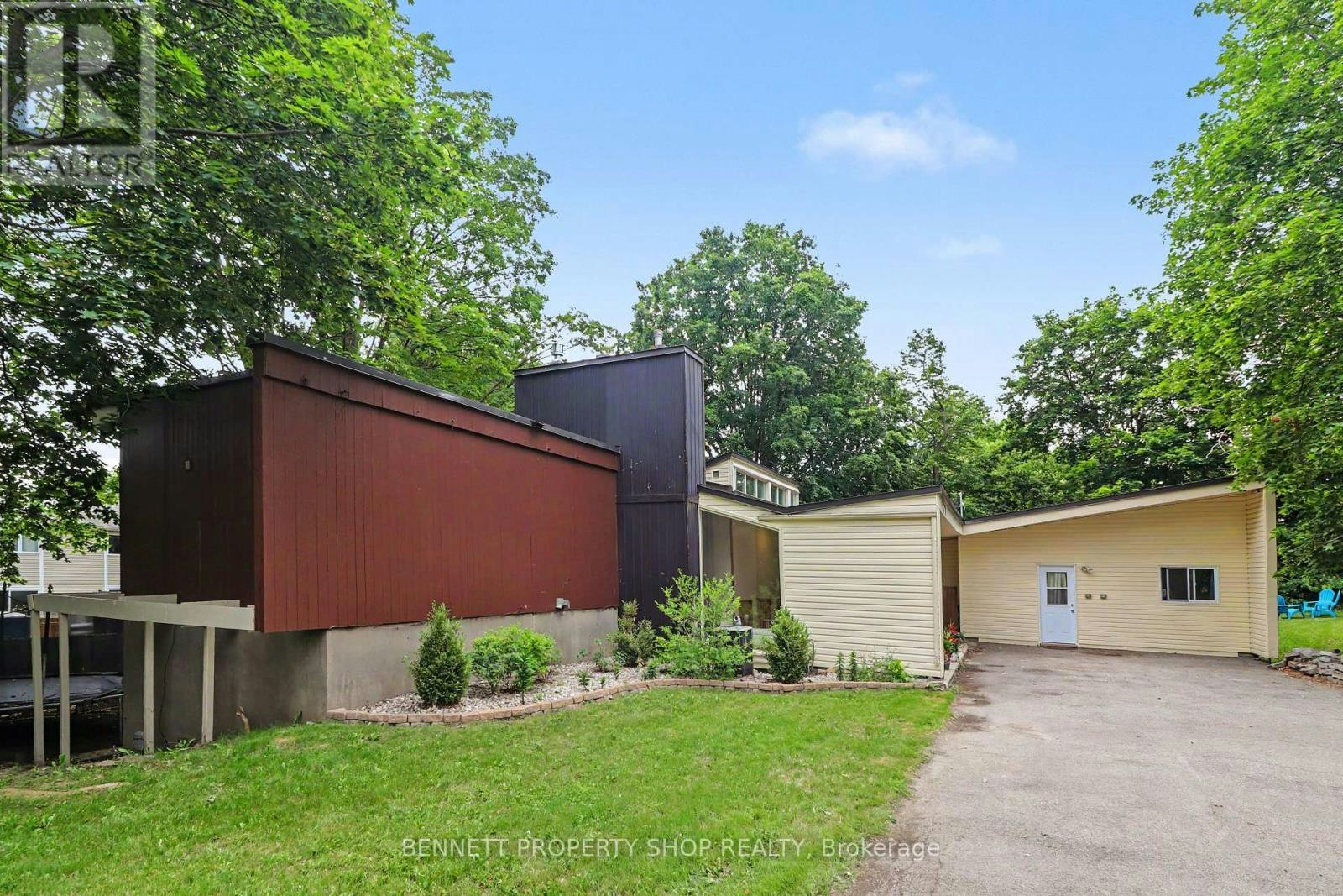 1770 Montreal Road, Ottawa, ON, K1J 6N3