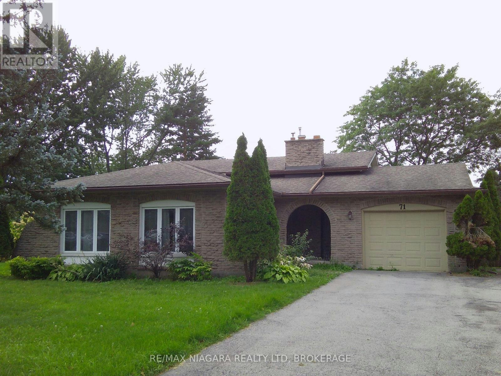 71 Glenayr Place, Welland, ON, L3C 3M6