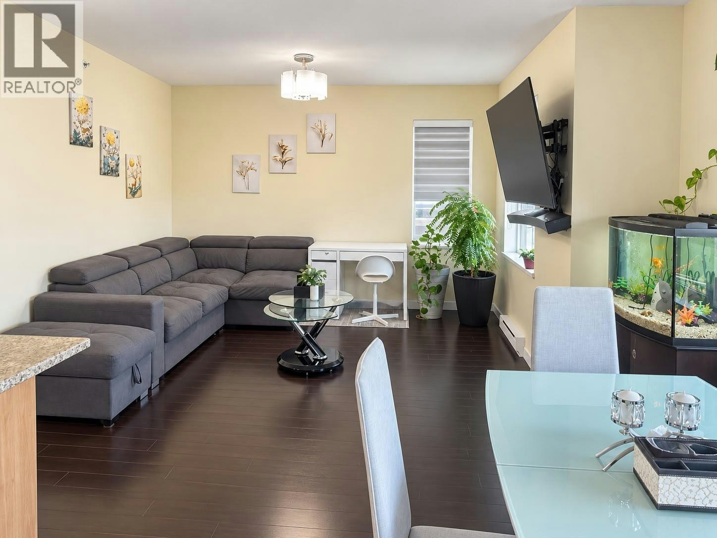 PH2-1205 N Fifth Avenue Avenue, New Westminster, BC, V3M 1Y9