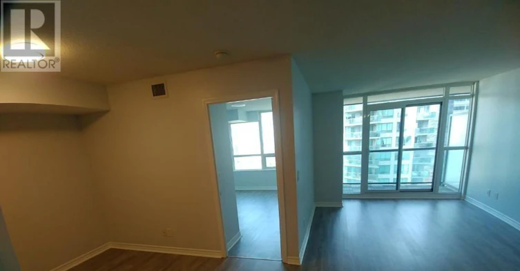 3803-19 Grand Trunk Crescent, Toronto, ON, M5J 3A3 - 2