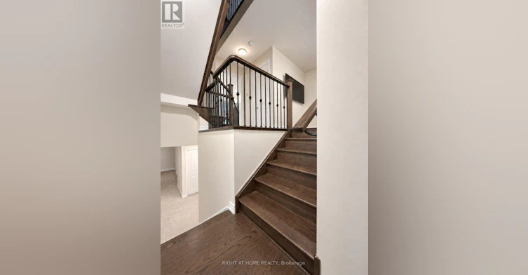 10 Morrison Crescent, Whitby, ON, L1P 0P4 - 3