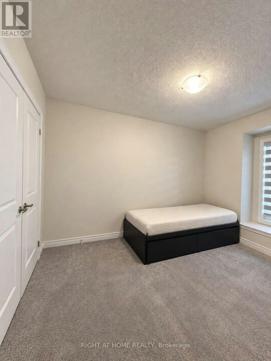 10 Morrison Crescent, Whitby, ON, L1P 0P4 - 13