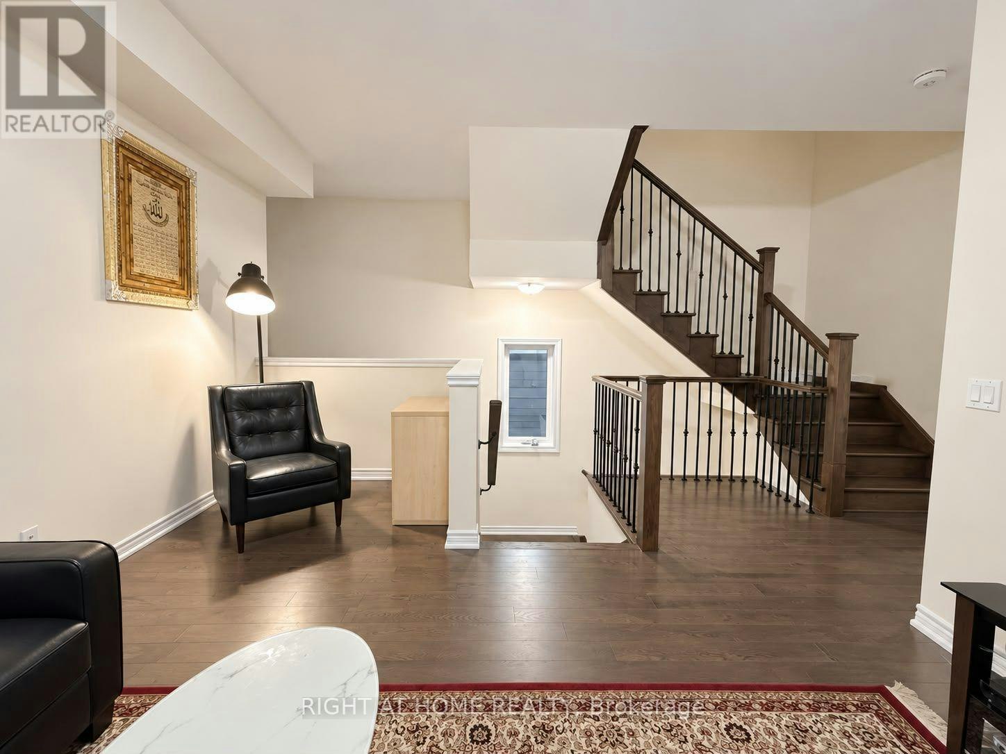 10 Morrison Crescent, Whitby, ON, L1P 0P4 - 4