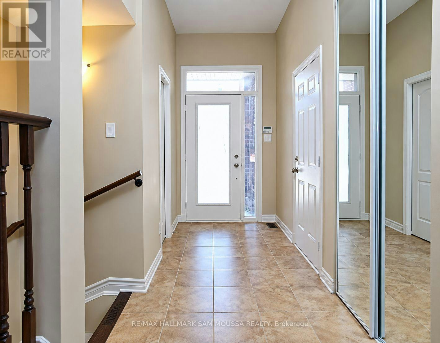 263 Kinghaven Crescent, Ottawa, ON, K2M 0C1 - 2