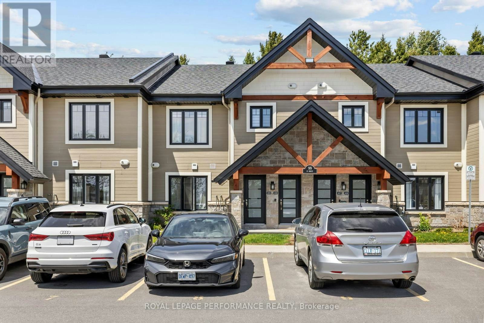 405-99 St Moritz Trail, Russell, ON, K0A 1W0