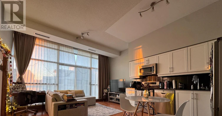 606-601 Kingston Road, Toronto, ON, M4E 3Y2 - 5