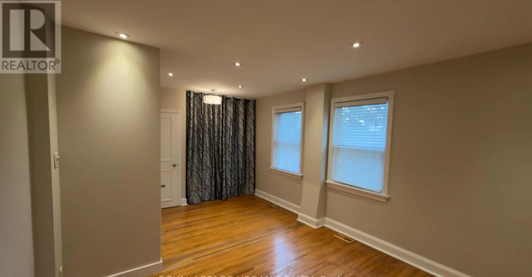 33 Amsterdam Avenue, Toronto, ON, M4B 2B9 - 13