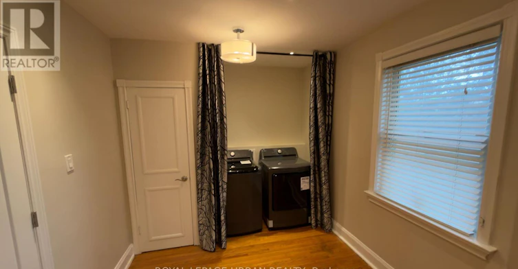 33 Amsterdam Avenue, Toronto, ON, M4B 2B9 - 15