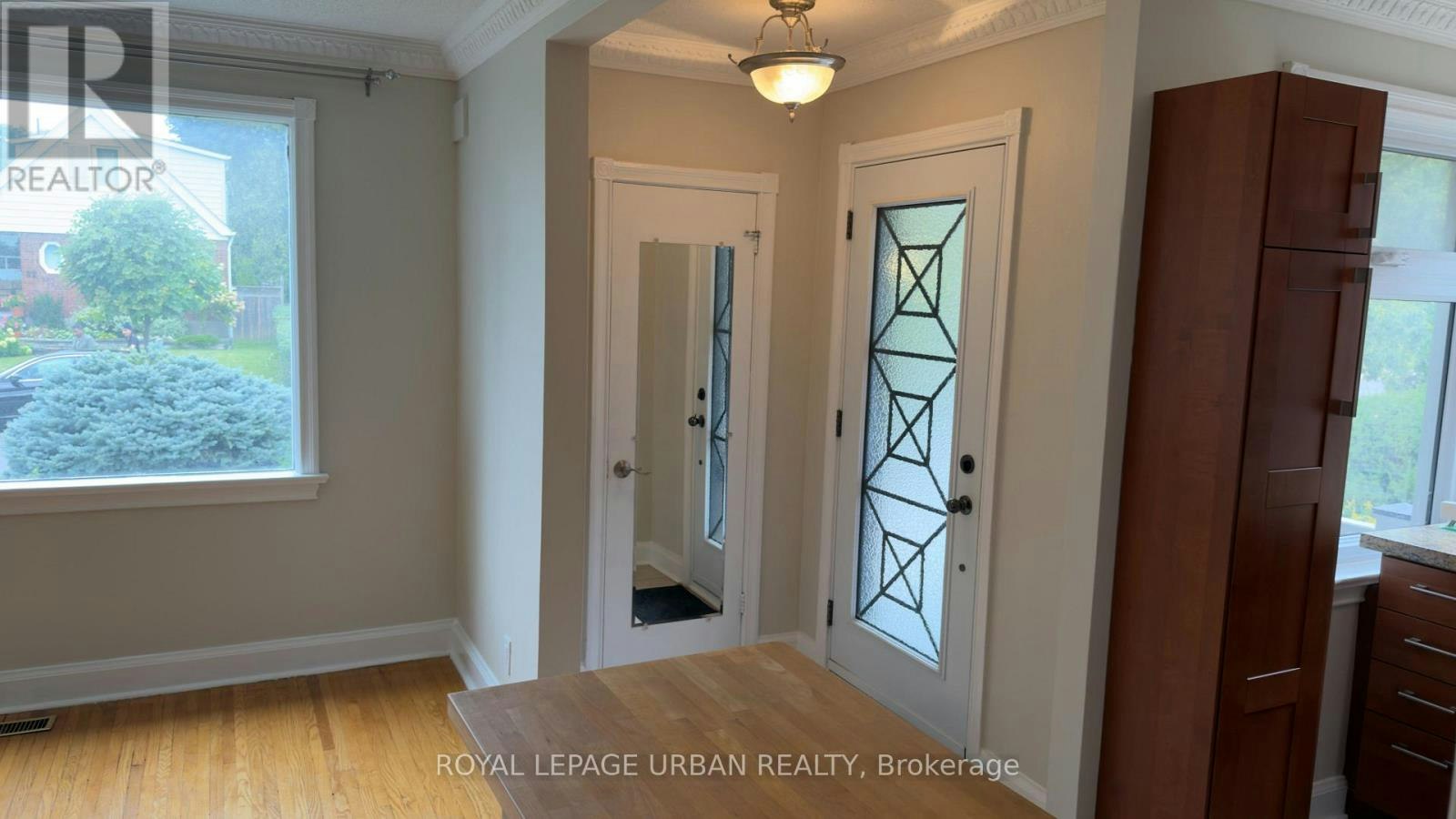 33 Amsterdam Avenue, Toronto, ON, M4B 2B9 - 7