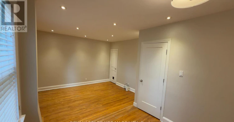 33 Amsterdam Avenue, Toronto, ON, M4B 2B9 - 14
