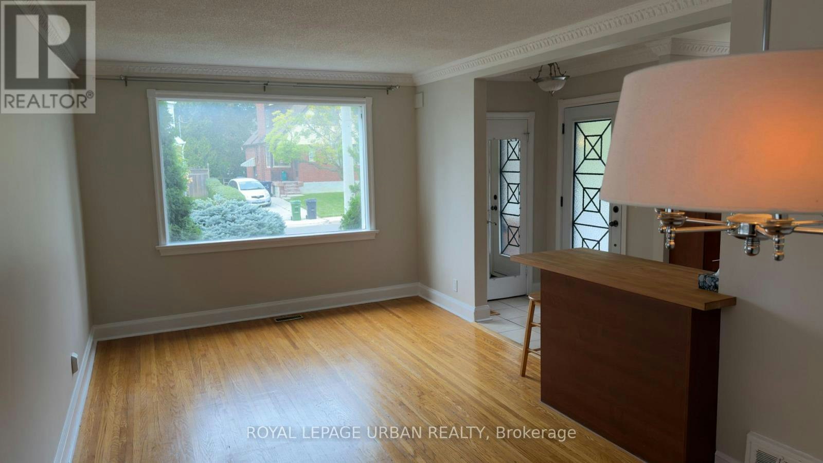 33 Amsterdam Avenue, Toronto, ON, M4B 2B9 - 5