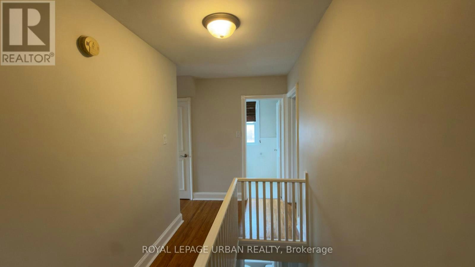33 Amsterdam Avenue, Toronto, ON, M4B 2B9 - 17