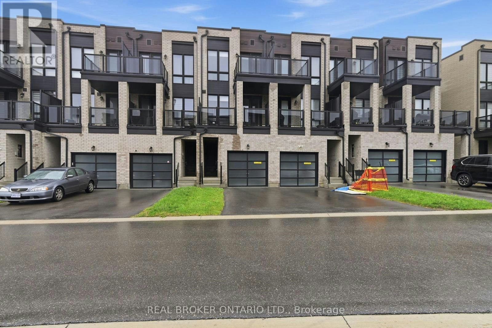 112 Stauffer Crescent, Markham, ON, L6B 1R1 - 2