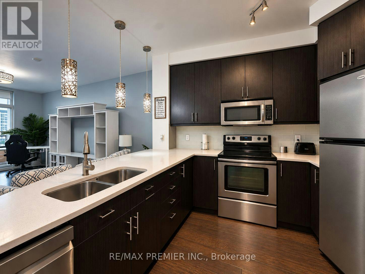1009-9245 Jane Street, Vaughan, ON, L6A 0J9 - 10
