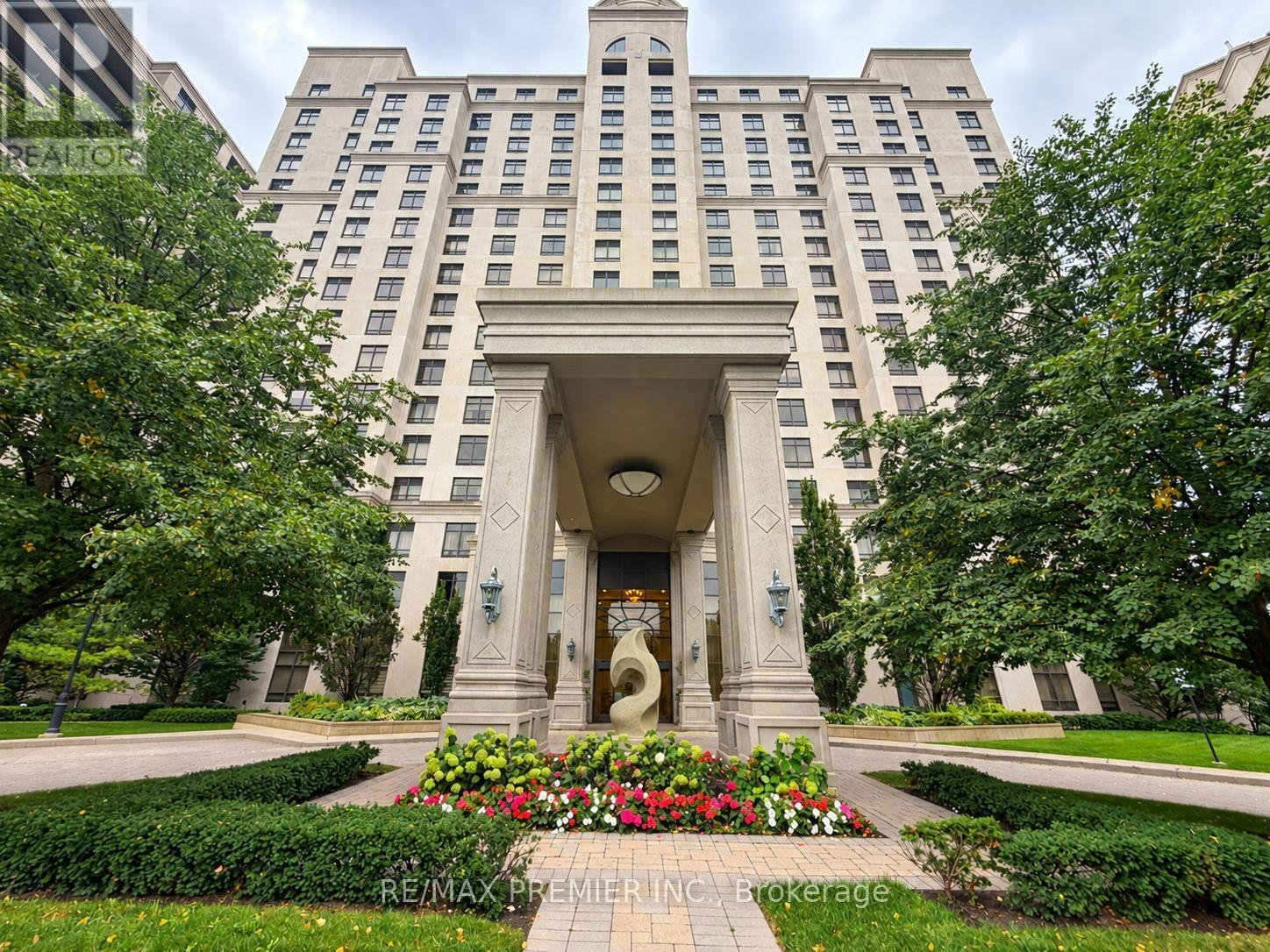 1009-9245 Jane Street, Vaughan, ON, L6A 0J9