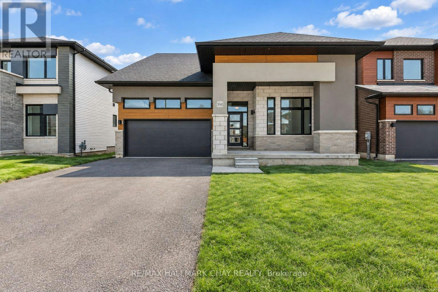 3041 Sandy Acres Avenue, Severn, ON, L3V 8P9