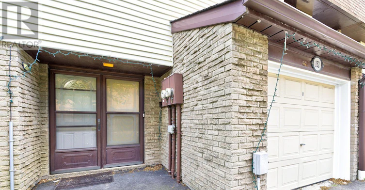 152-180 Mississauga Valley Boulevard, Mississauga, ON, L5A 3M2 - 3