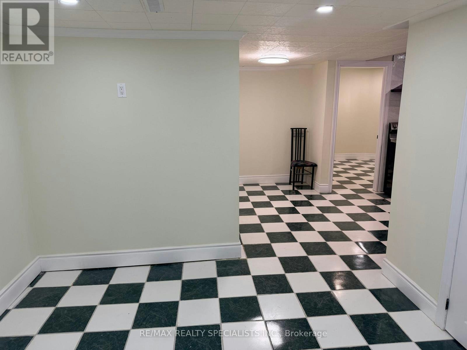 828 Cardington Street, Mississauga, ON, L5V 1Z6 - 5