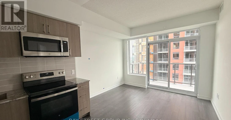 2312-4010 Eglinton Avenue W, Toronto, ON, M9A 0G5 - 9