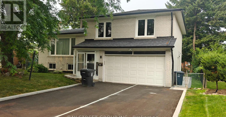 LOWER-9 Mosedale Crescent, Toronto, ON, M2J 3A3
