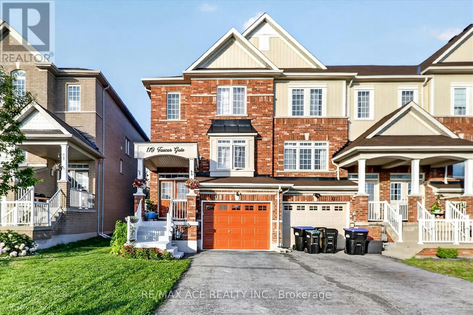 119 Taucar Gate, Bradford West Gwillimbury, ON, L3Z 2A5