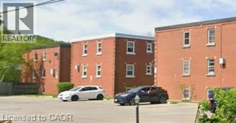 10-7 Applewood Avenue, Hamilton, ON, L8G 3S4