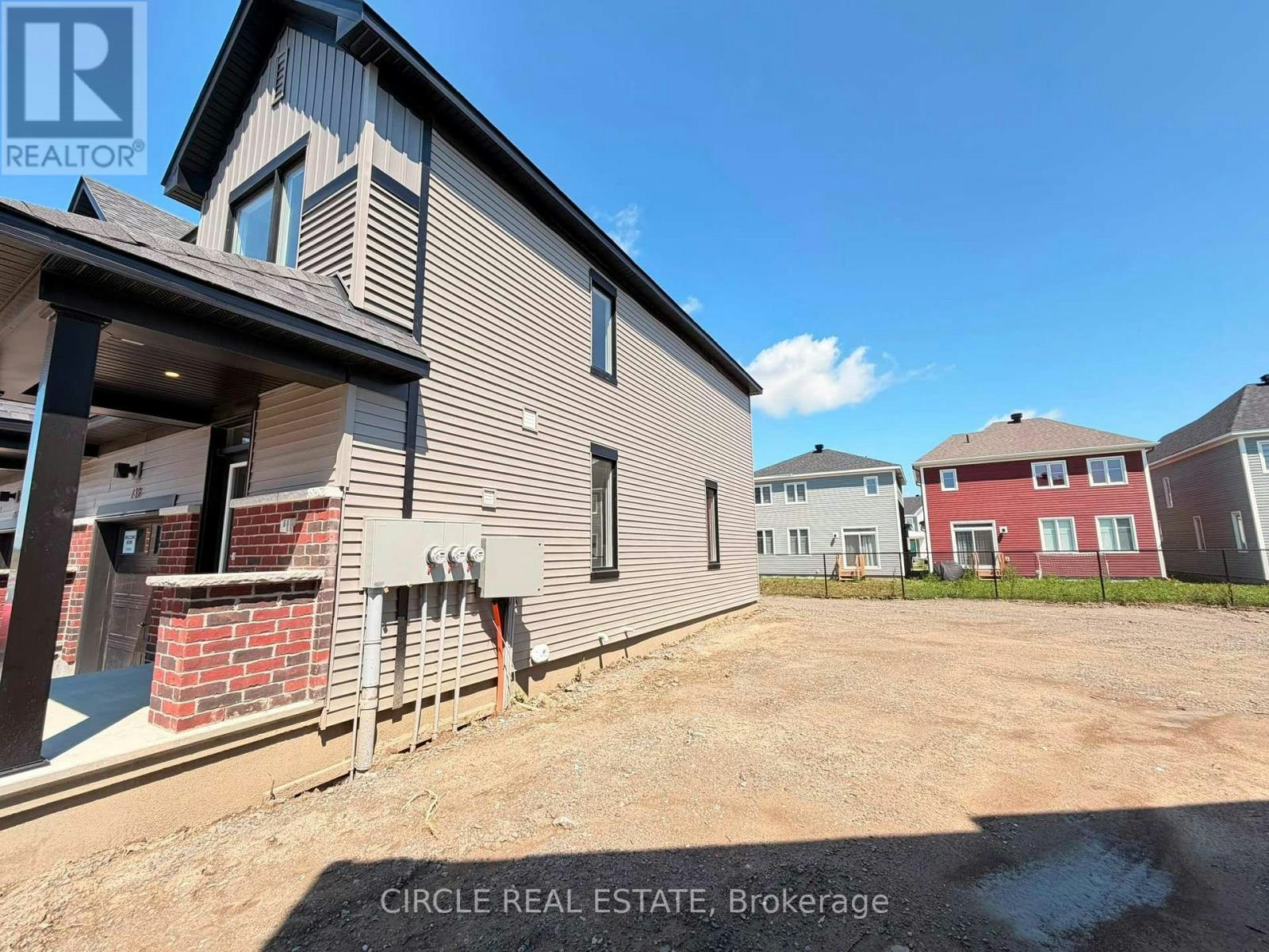 739 Haflinger Row, Ottawa, ON, K0A 2Z0 - 2