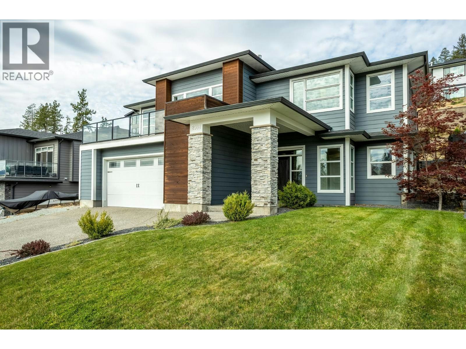2588 Paramount Drive, West Kelowna, BC, V4T 3M6