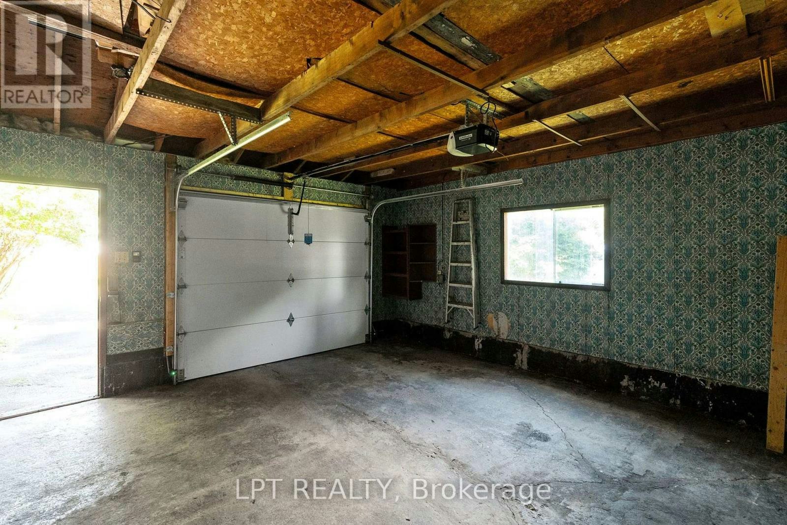 263 Richmond Street, North Middlesex, ON, N0M 2K0 - 37