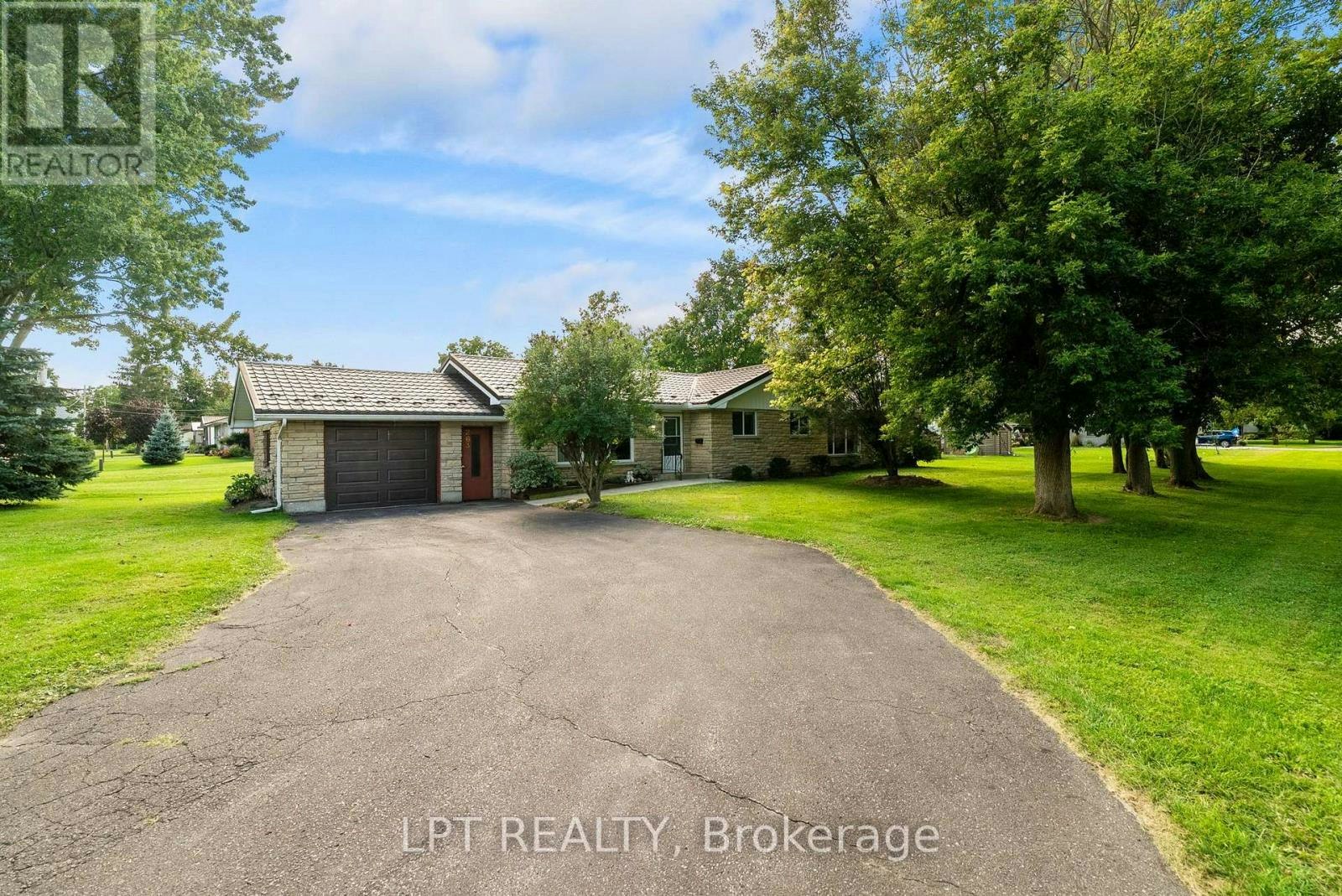 263 Richmond Street, North Middlesex, ON, N0M 2K0 - 28