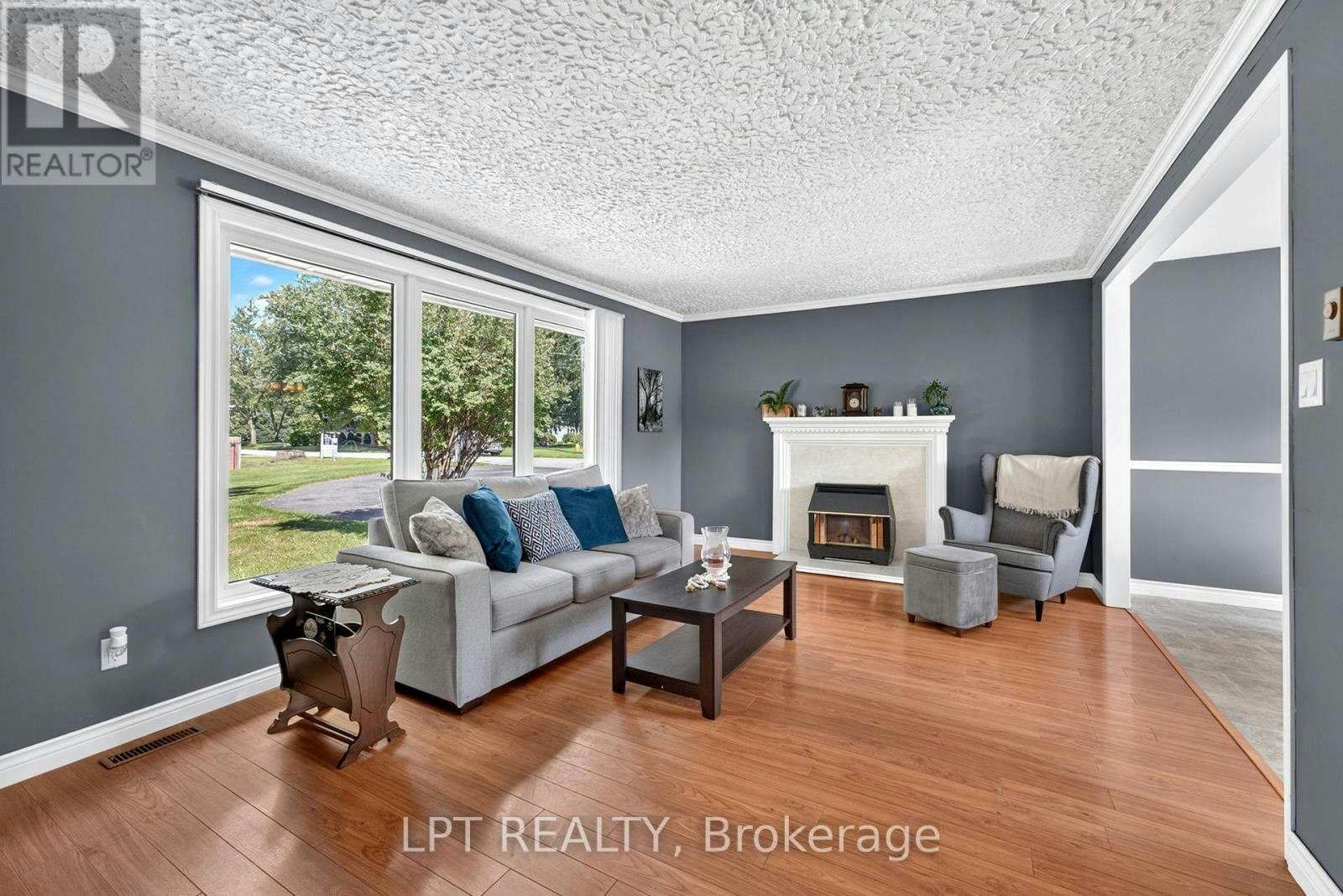 263 Richmond Street, North Middlesex, ON, N0M 2K0 - 8