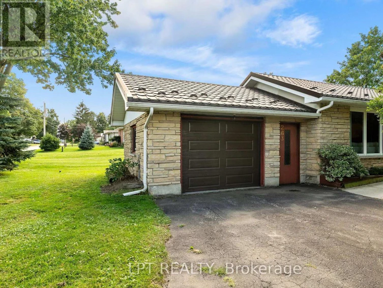 263 Richmond Street, North Middlesex, ON, N0M 2K0 - 29