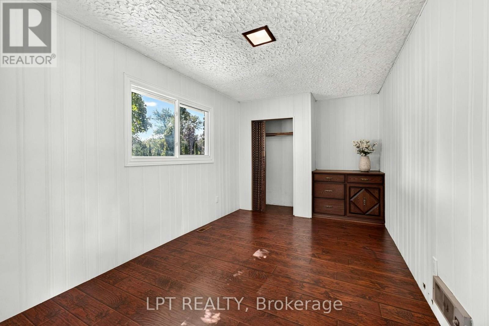 263 Richmond Street, North Middlesex, ON, N0M 2K0 - 26