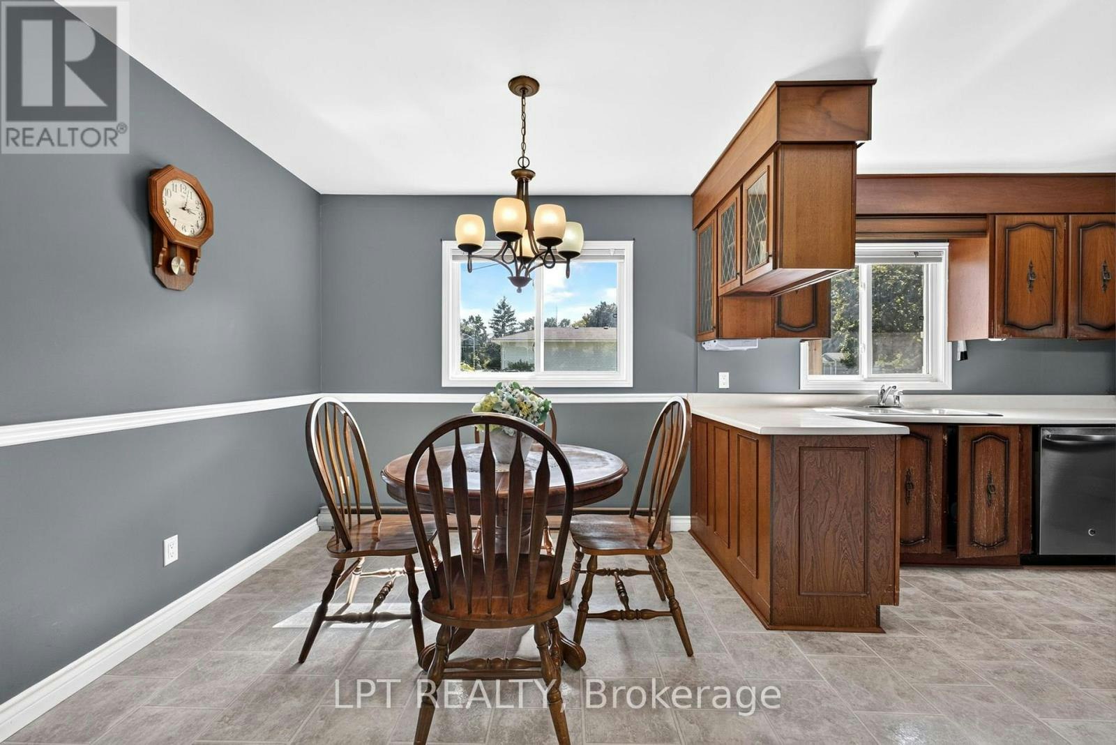 263 Richmond Street, North Middlesex, ON, N0M 2K0 - 11