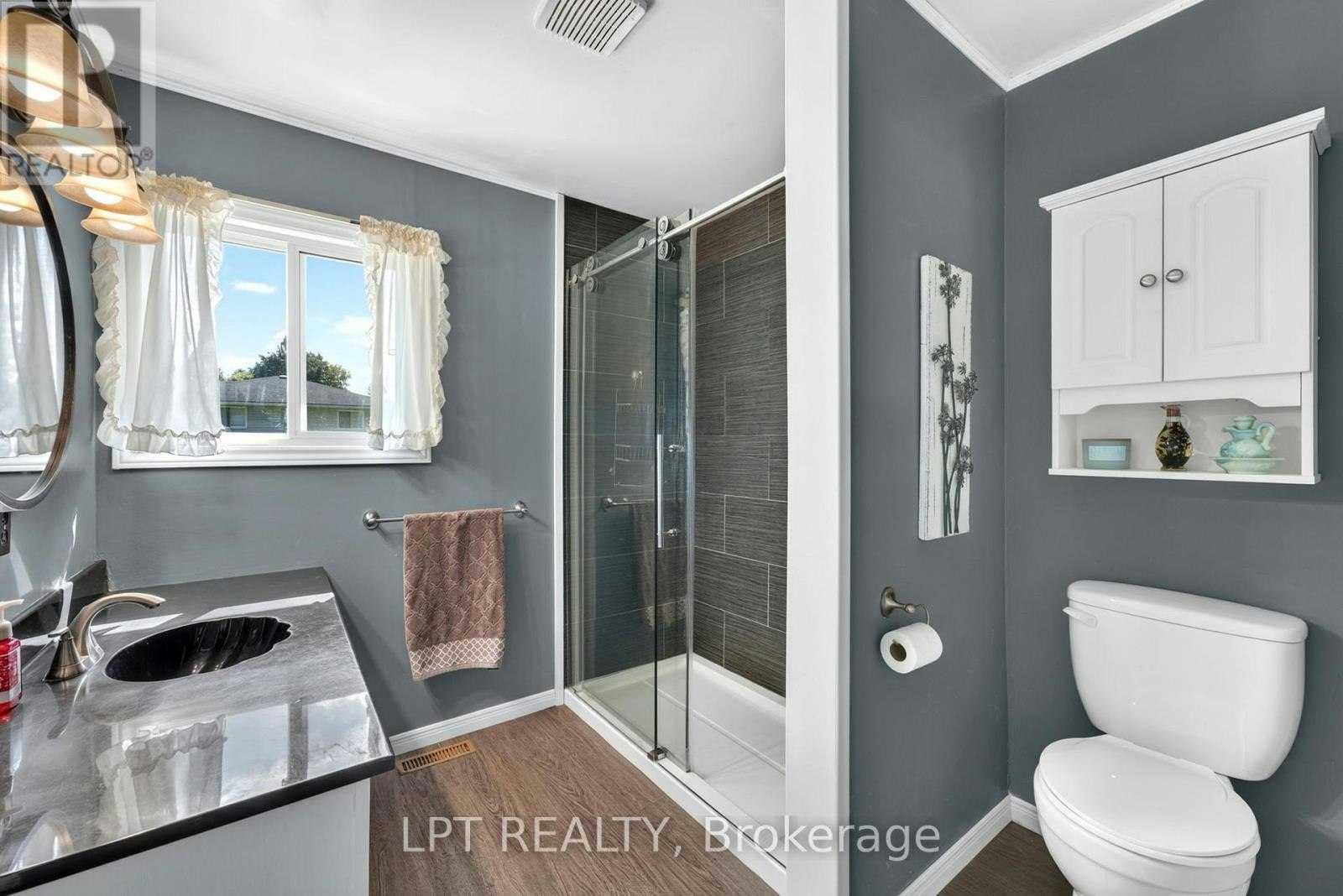 263 Richmond Street, North Middlesex, ON, N0M 2K0 - 16