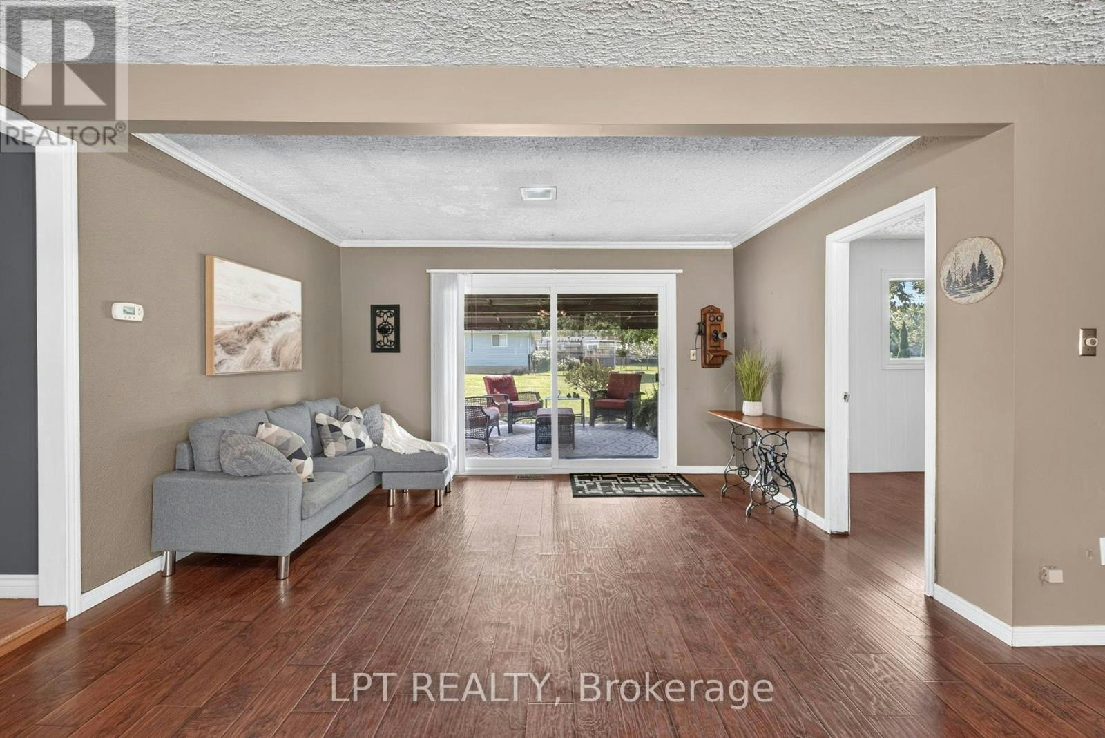 263 Richmond Street, North Middlesex, ON, N0M 2K0 - 22