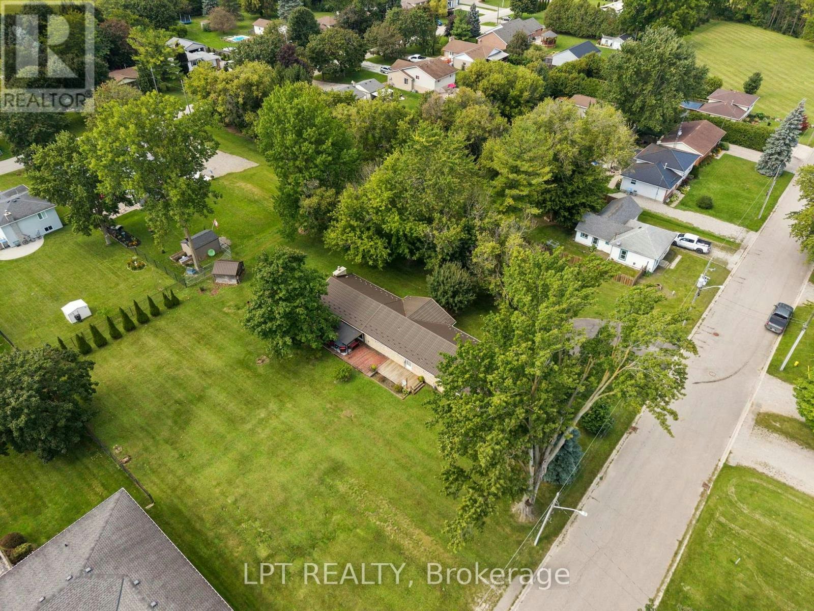 263 Richmond Street, North Middlesex, ON, N0M 2K0 - 40