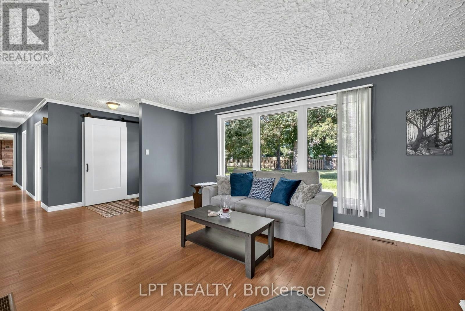 263 Richmond Street, North Middlesex, ON, N0M 2K0 - 10