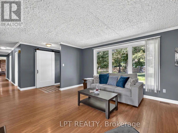 263 Richmond Street, North Middlesex, ON, N0M 2K0 - 10