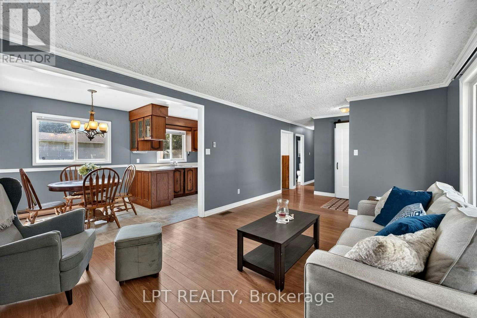 263 Richmond Street, North Middlesex, ON, N0M 2K0 - 9