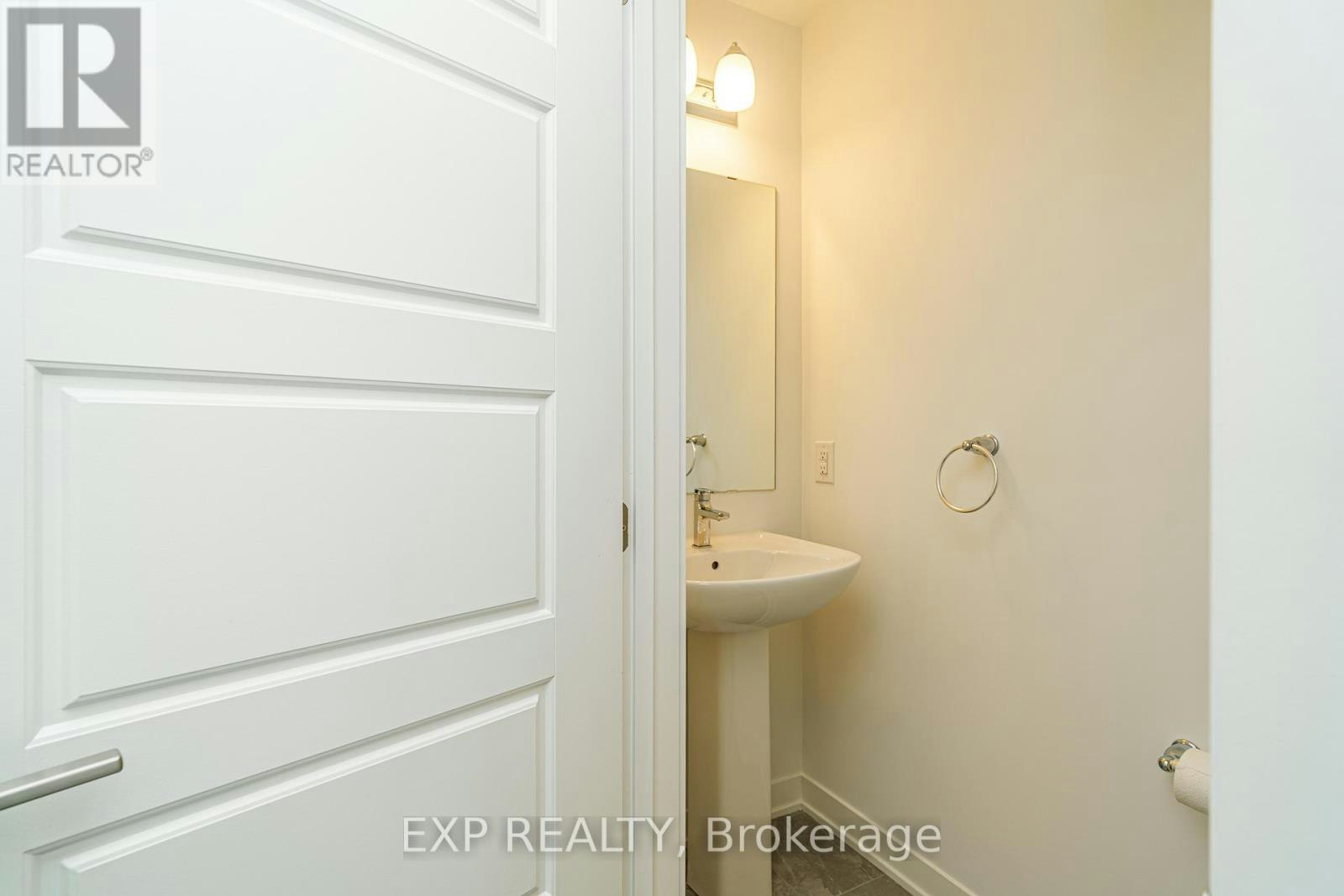 51 Stitch Mews, Ottawa, ON, K0A 2Z0 - 3