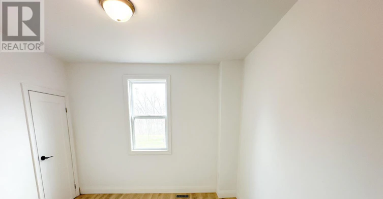 UPPER-233 Pelham Road, St. Catharines, ON, L2S 1W8 - 13