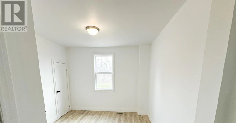 UPPER-233 Pelham Road, St. Catharines, ON, L2S 1W8 - 14