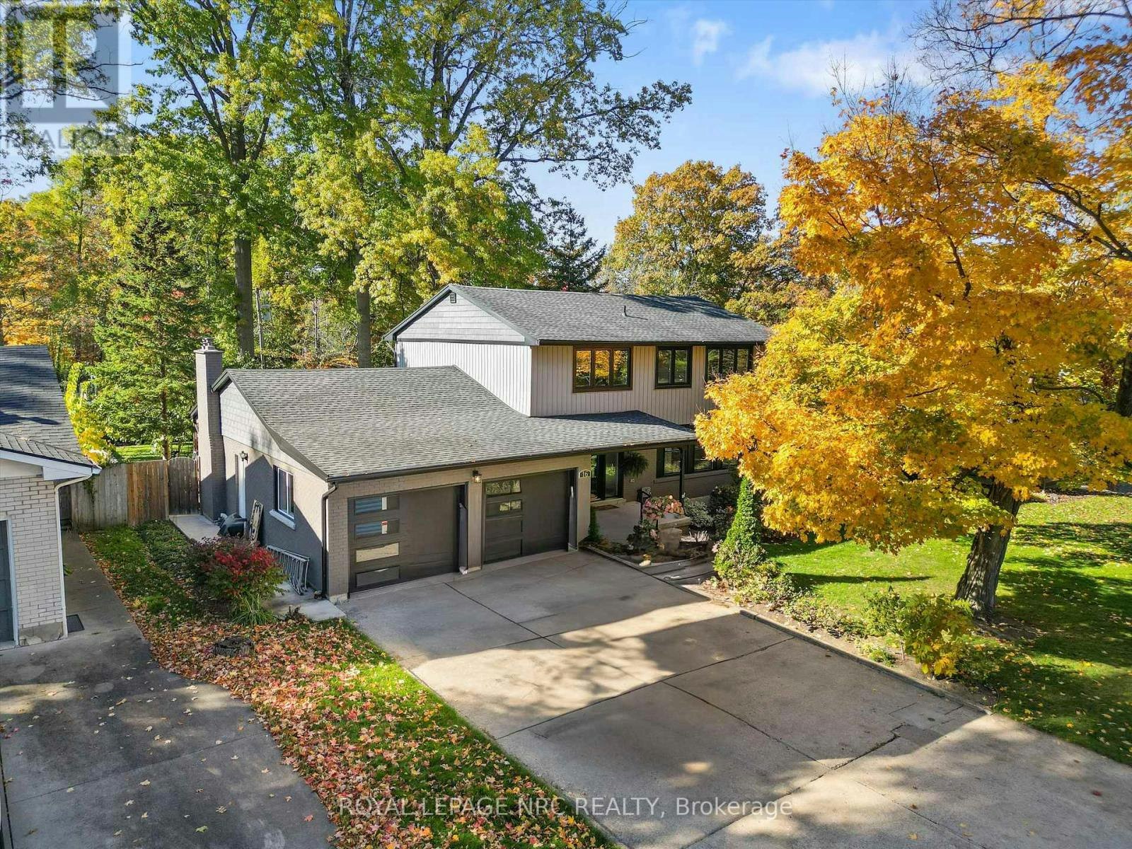 16 Briarfield Crescent, St. Catharines, ON, L2T 3T5