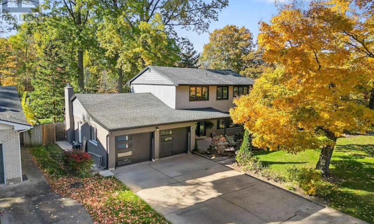 16 Briarfield Crescent